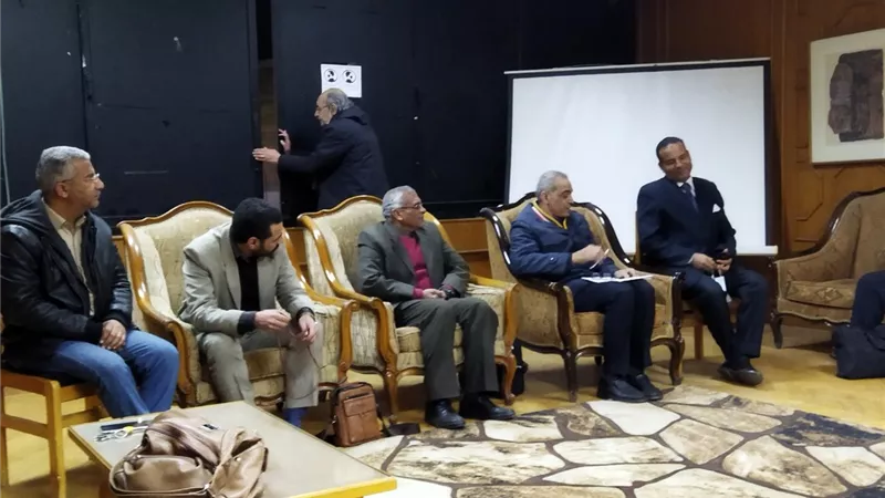 الكاتب فؤاد مرسى فى نادى أدب الإسماعيلية : مصطلح 