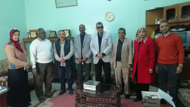 تعليم أسوان يدعم جمعية رعاية البنين والبنات بكوفيات ضمن مبادرة 