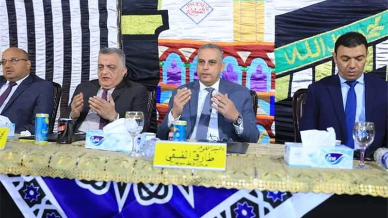 محافظ سوهاج ومدير الأمن يشهدان صلح عائلتي 
