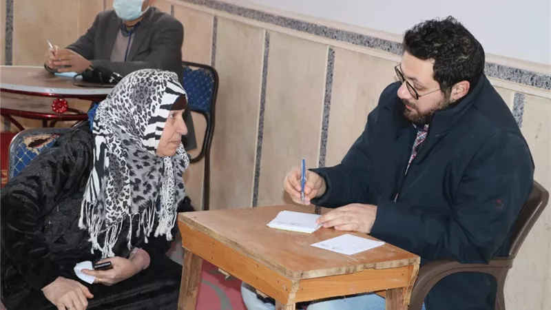 إقبال كبير على قافلة جامعة المنوفية المتكاملة لأهالى عزبة التفتيش بأشمون .. صور