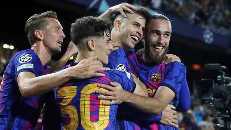 الدورى الاسبانى: موعد مباراة برشلونة واسبانيول والقنوات الناقلة
