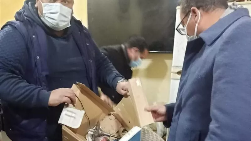 غلق مقهي و 2 محل عصير لمخالفة الإجراءات الاحترازية بالمنيا