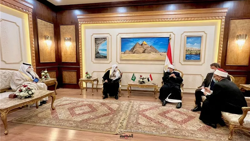 وزير الشؤون الإسلامية السعودي نعمل بتوجيهات خادم الحرمين لنشر الوسطية محاربة الإرهاب والغلو