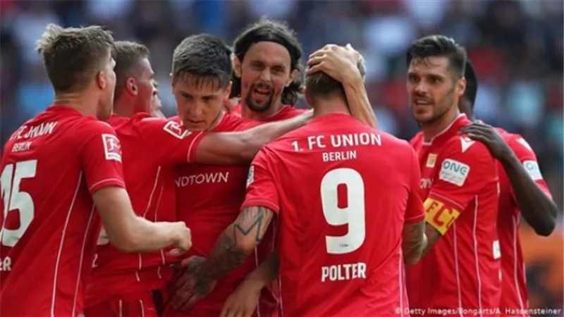 كورونا تتسبب فى غياب 4 لاعبين من يونيون برلين أمام دورتموند