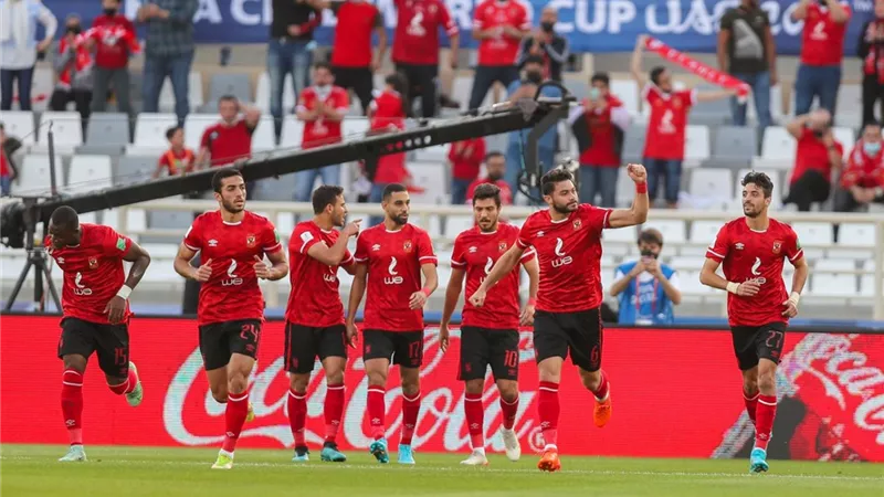 بعثة الاهلى تتوجه لملعب محمد بن زايد للتويج بالبرونزية