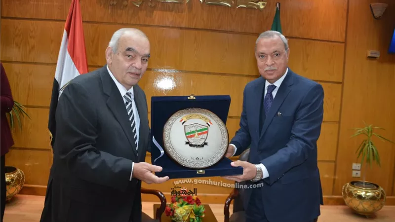 الهجان ورئيس قضايا الدولة يفتتحان الدورة التدريبية ويتفقدان مقر هيئة بالقليوببة