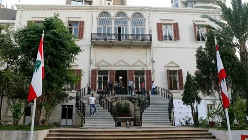 لبنان ينصح مواطنيه بمغادرة أوكرانيا سريعًا