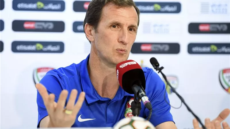 الأرجنتيني أروابارينا يتولى تدريب منتخب الإمارات