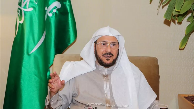 وزير الشؤون الإسلامية السعودي: الرئيس السيسي أنقذ مصر من الإرهاب وحافظ على استقرارها