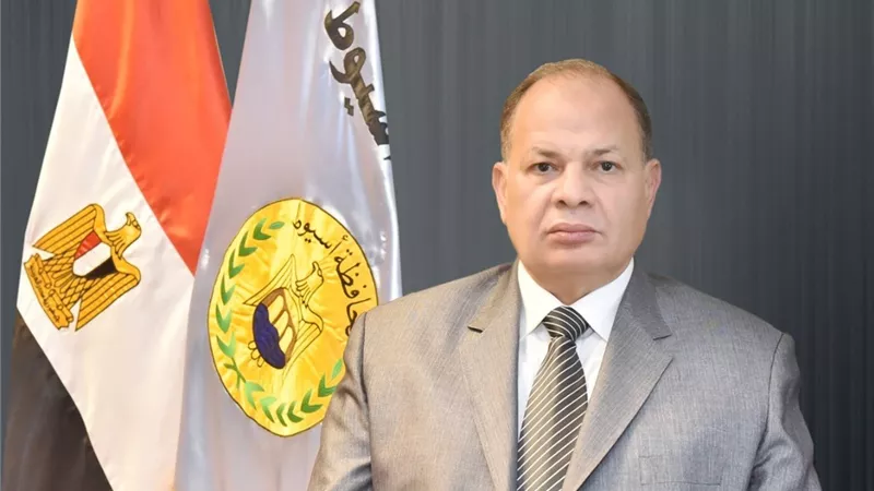 محافظ أسيوط ينعى وفاة الانبا لوكاس أسقف ايبارشية أبنوب
