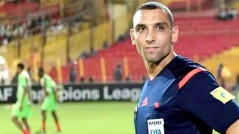 إيقاف الحكم محمود بسيوني وإحالته للتحقيق
