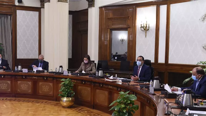 مدبولي: توجيهات من الرئيس بالإسراع فى تنفيذ مجمعات الخدمات الحكومية بالمحافظات
