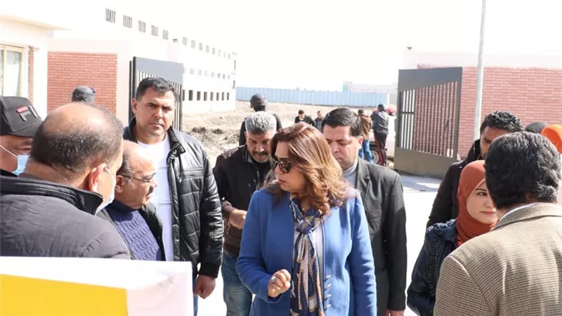 محافظ دمياط تتفقد التشغيل التجريبى للبوابات الإلكترونية لسوق الجملة..صور