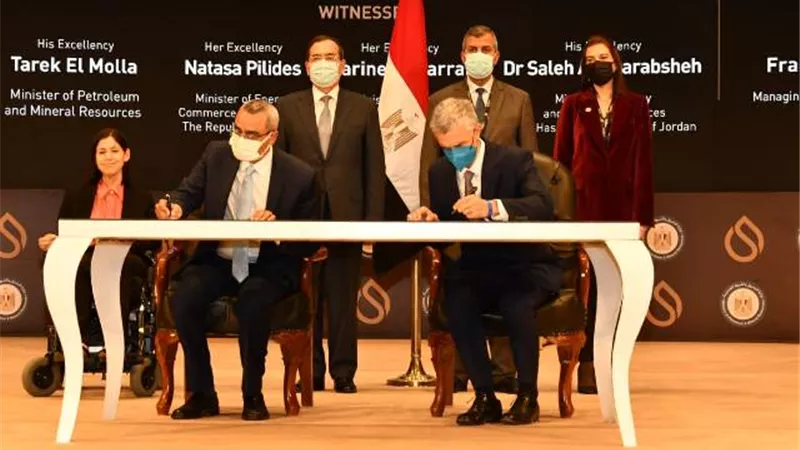 الملا يشهد مع نظرائه من الأردن وقبرص وإسرائيل اتفاق المرحلة الثانية لاستراتيجية منتدى غاز شرق المتوسط