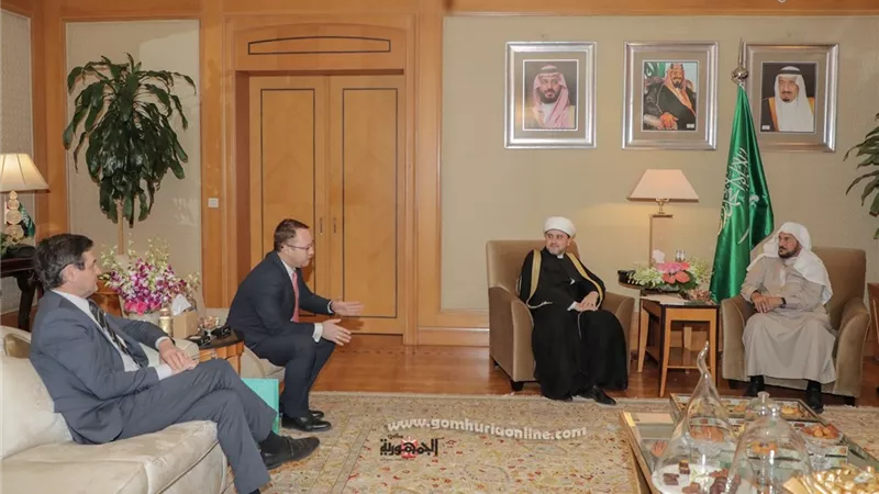 وزير الدعوة والإرشاد السعودي يلتقي نائب رئيس الإدارة الدينية لمسلمي روسيا بالقاهرة