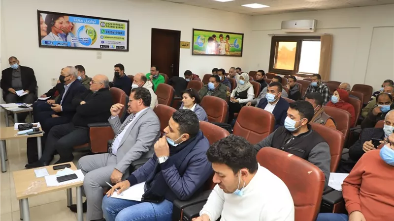 مياه أسيوط تتابع الموقف التنفيذى لمشروعات حياة كريمة ودرة يؤكد على الالتزام بالجدول الزمنى