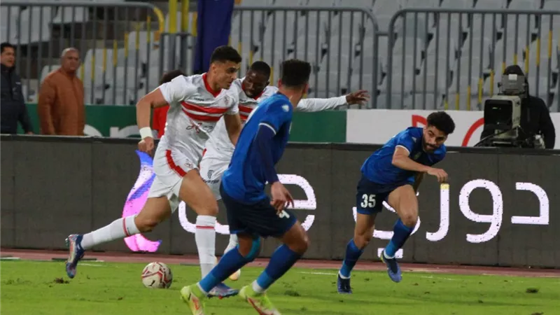 الشوط الأول.. الزمالك وسموحة يتعادلان سلبياً