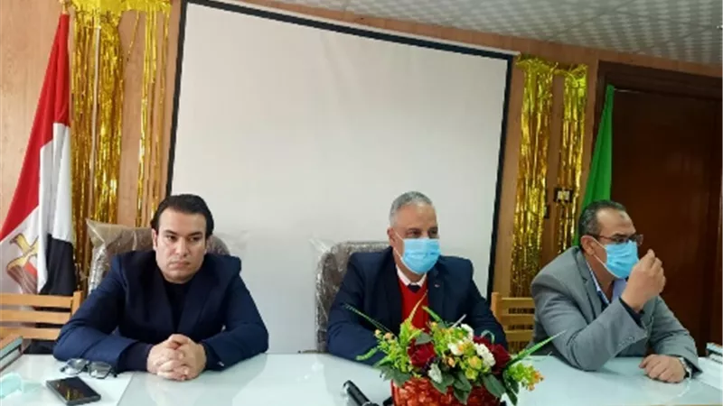 وكيلا الرياضة والتعليم بالقليوبية يجتمعان بمديري المراكز لتدشين مبادرة 