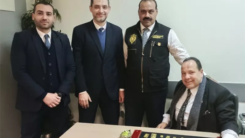 جمارك مطار القاهرة الدولي تحبط تهريب ٥٩ سبيكة ذهب