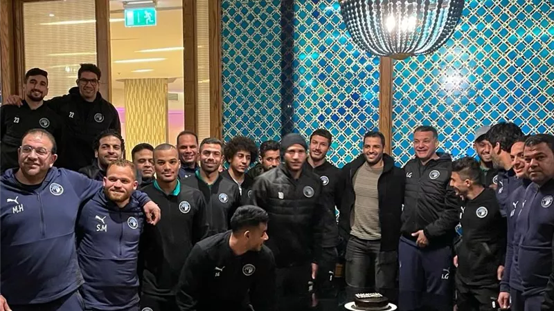 بيراميدز يحتفل بـ