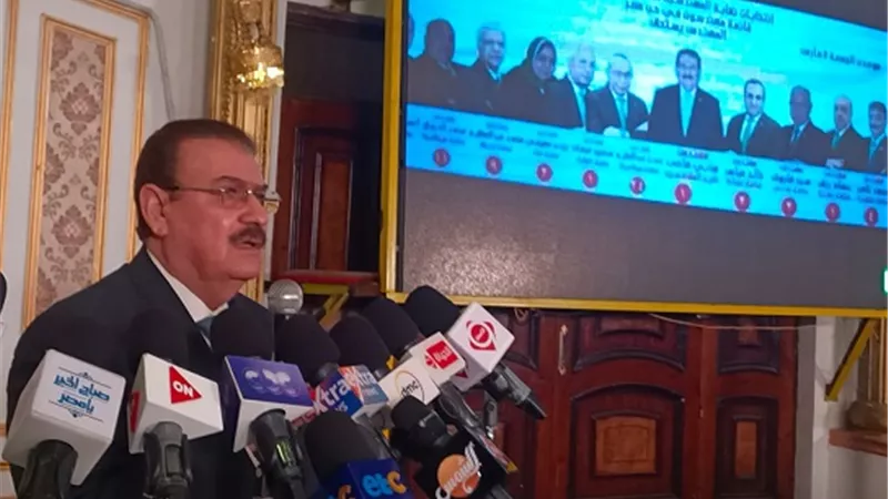 ضاحي يكشف: هناك فائض 620 مليون جنيه للمعاشات ورعاية صحية تصل لـ 30 ألف ووحدات إسكان للمهندسين