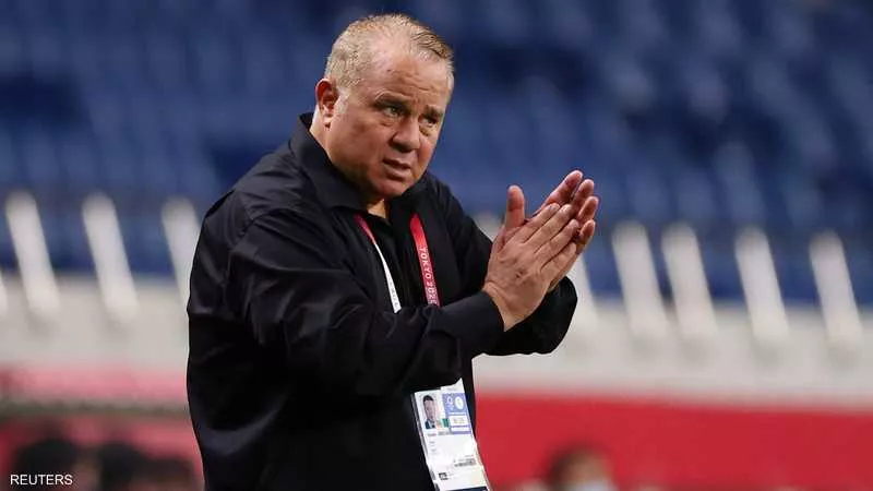 رد فعل شوقى غريب بعد قرار رحيله عن المنتخب الأوليمبى