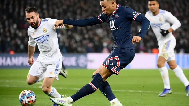 تفاصيل غياب ثنائي ريال مدريد عن مباراة باريس سان جيرمان المقبلة بدوري أبطال أوروبا