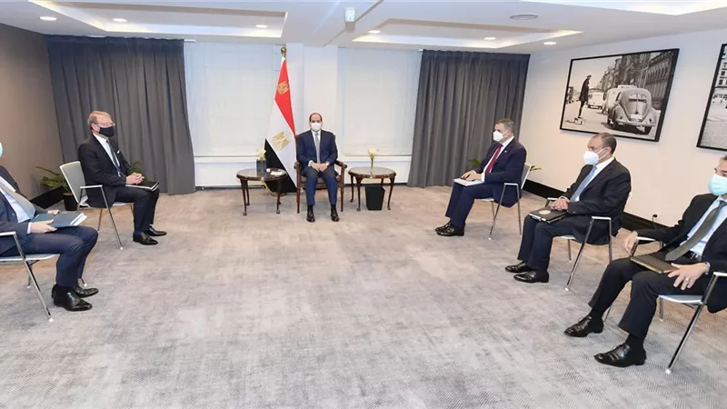 الرئيس السيسي يتابع مع الشركات البلجيكية التعاون في مجال الصناعات الدفاعية
