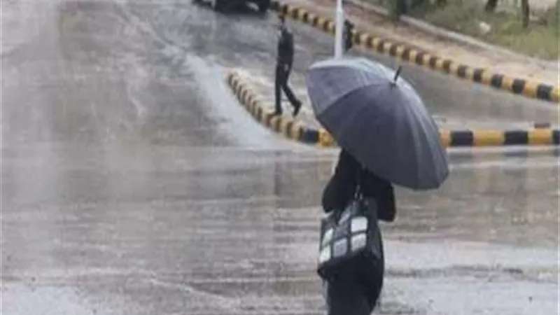 أمطار ورياح.. الأرصاد توضح حالة طقس الغد وحتى الأحد القادم