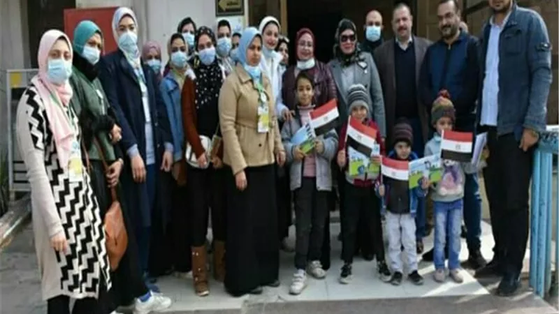 احتفالا باليوم العالمى لسرطان الاطفال.. طب بنها ومياه القليوبية يقدمان الهدايا للمرضى