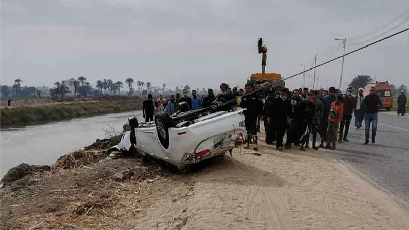 مصرع صيدلى فى حادث انقلاب سيارة بقنا