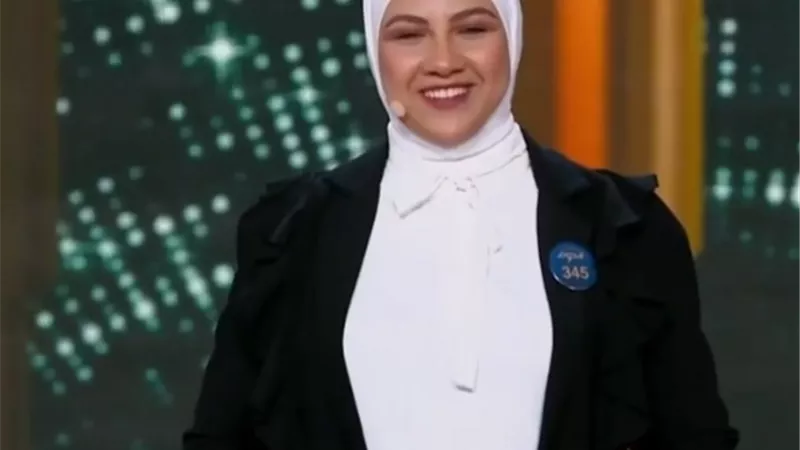 بسبب التوتر ... المتسابقة رنا الرفاعي تحصل على الضوء الأحمر في برنامج الدوم