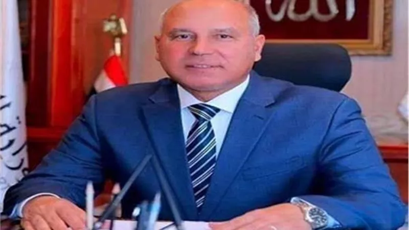 الفريق كامل الوزير يدشن المرحلة الثالثة لمنظومة النقل الجماعى بالدقهلية