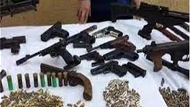 الداخلية: ضبط 59 سلاح ناري و126 قضية مخدرات وتنفيذ 59 حكما قضائيا متنوعا