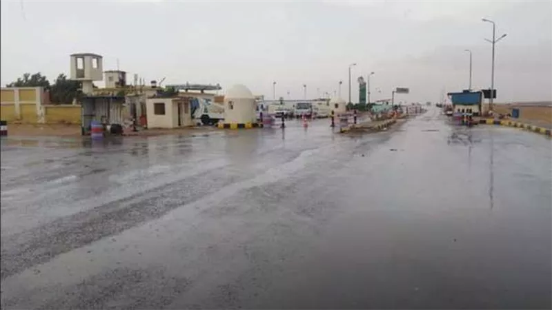 بسبب الأمطار.. المرور تغلق طريقي رأس غارب الزعفرانة والشيخ فضل
