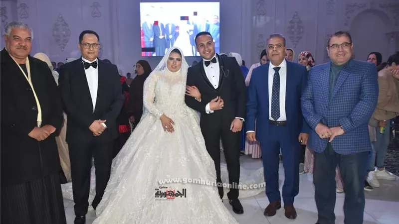الف مبروك الزفاف السعيد .. الدكتورة يمنى عصام على النقيب محمد عادل