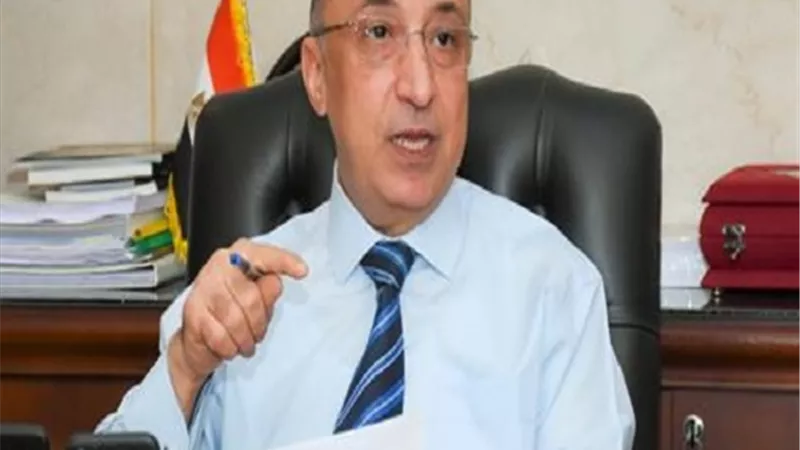 محافظ الإسكندرية يكشف حقيقة تأجيل الدراسة اليوم بسبب نوة الشمس الصغري