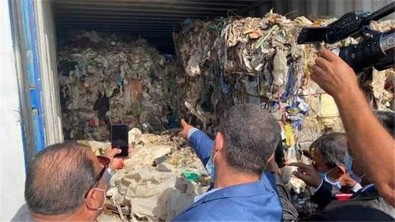 سفير تونسي: إعادة النفايات الموردة إلى إيطاليا يعد سابقة
