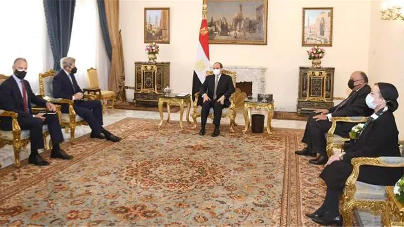 السيسى يتطلع لاستمرار التشاور مع الجانب الأمريكي حول موضوعات تغير المناخ خلال الفترة المقبلة