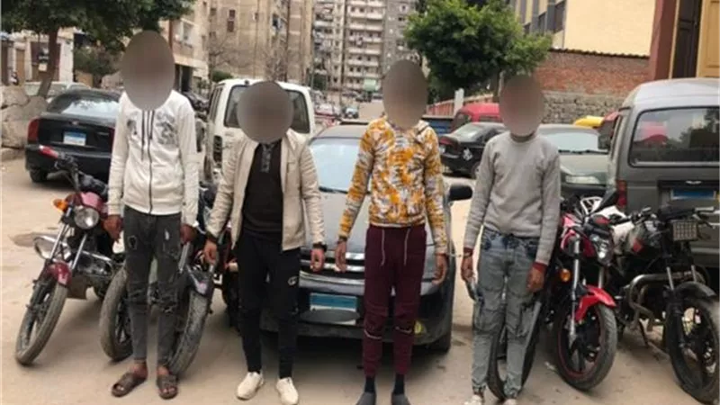 ضبط عصابة سرقة 