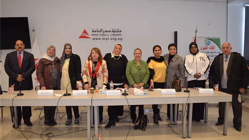 وسائل التواصل الاجتماعي وتأثيرها على الأسرة المصرية عنوان ندوة المنتدى الاستراتيجي