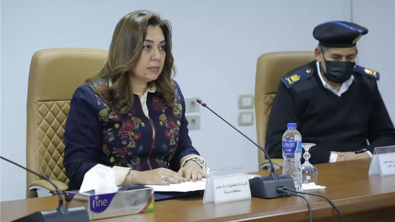 محافظ دمياط تترأس إجتماعا لمتابعة العمل بمنظومة المتغيرات المكانية