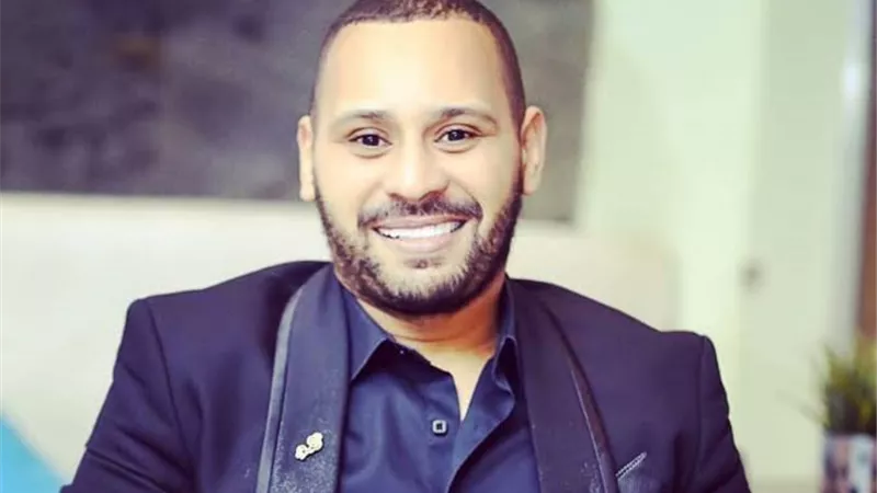 الحكاية الكاملة لغضب والدة محمد الريفي وبكائه في الشوارع