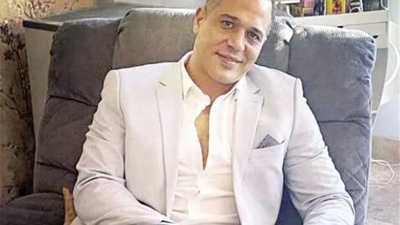 نقيب الممثلين يتدخل لحل أزمة تشابه أسماء بين فنانين يحملان اسم مصطفى درويش