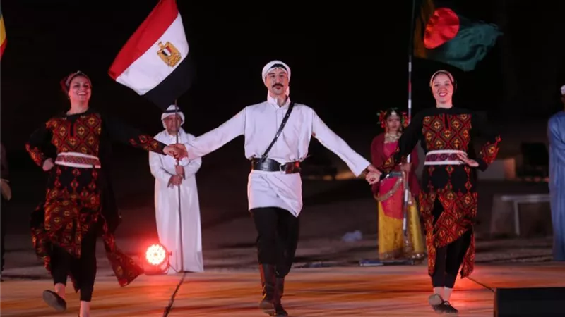 350 فنانا من مصر ودول العالم يروون قصة معبد ابو سمبل فى موال الشمس