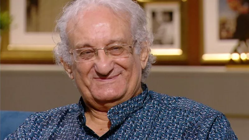 أحمد حلاوة: الزعيم عادل إمام سمح لي بالإرتجال في حدود النص 