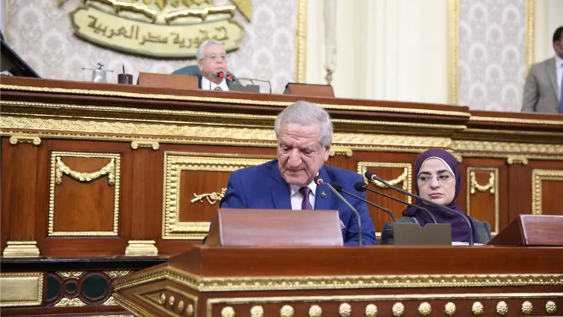 البرلمان يدعو لإعادة النظر في نسبة ضريبة تسجيل التصرفات العقارية