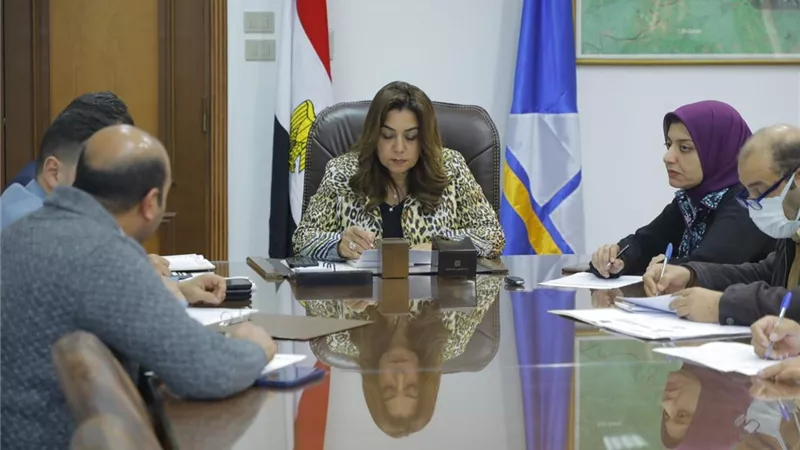 محافظ دمياط تتابع مشروعات الخطة الإستثمارية