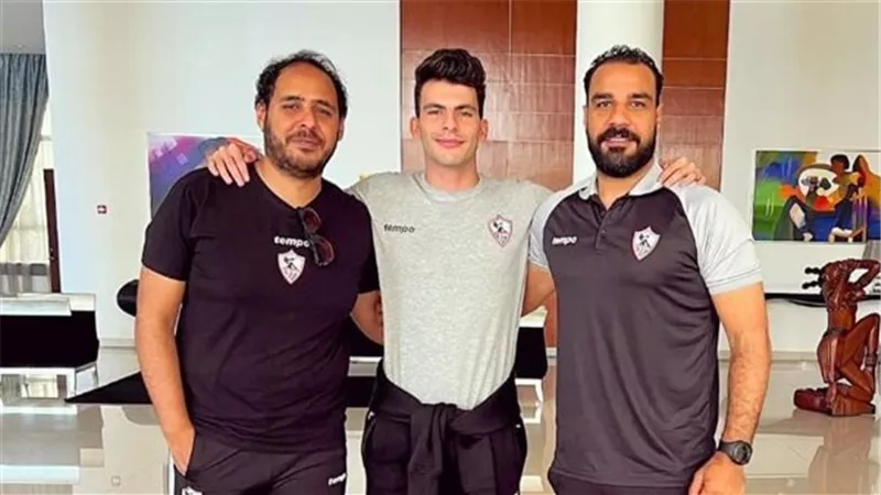 زيزو يغادر أنجولا متوجها إلى المغرب عقب التعافى من كورونا