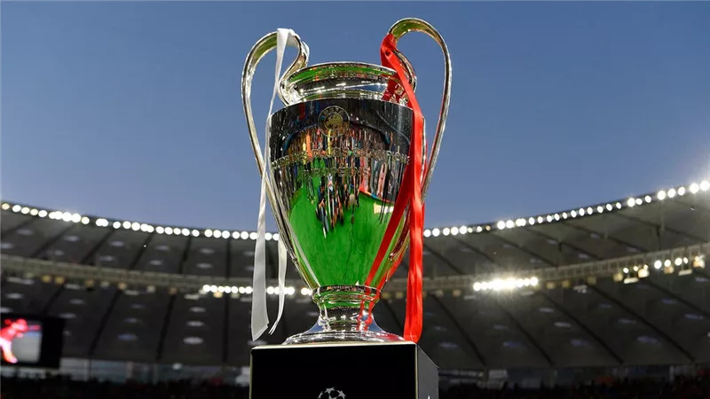 يويفا يدرس نقل نهائى دورى أبطال أوروبا من روسيا